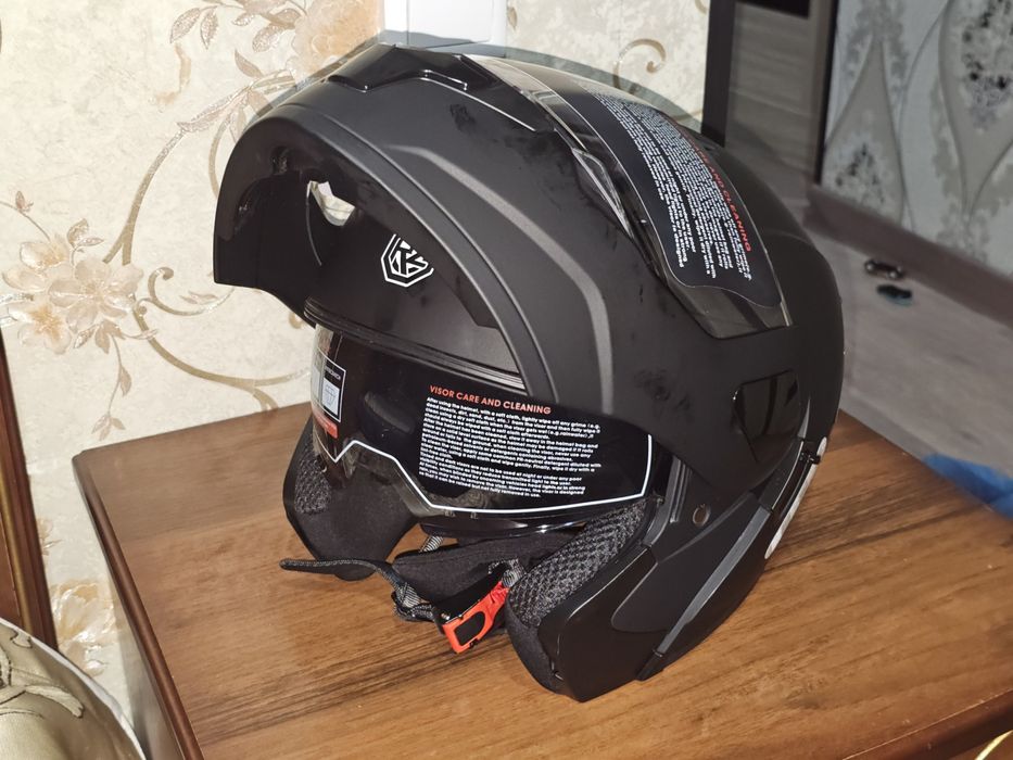 Продам новый шлем ORZ