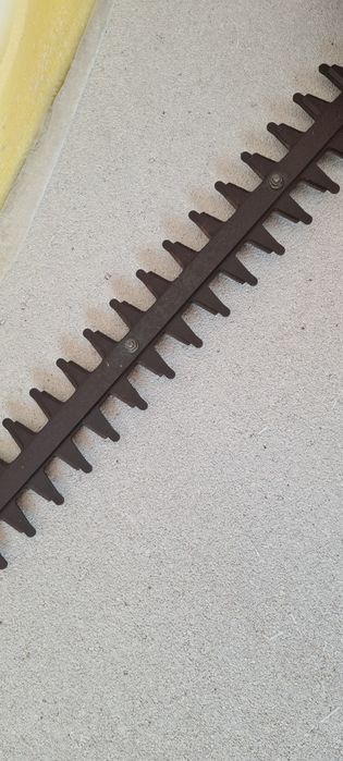 Masina tuns gard viu Stihl Hs 45