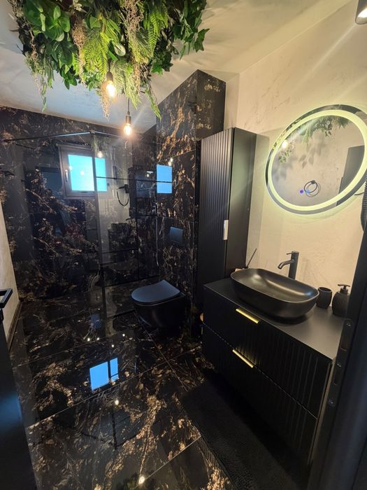 Apartament cu Jacuzzi 5*