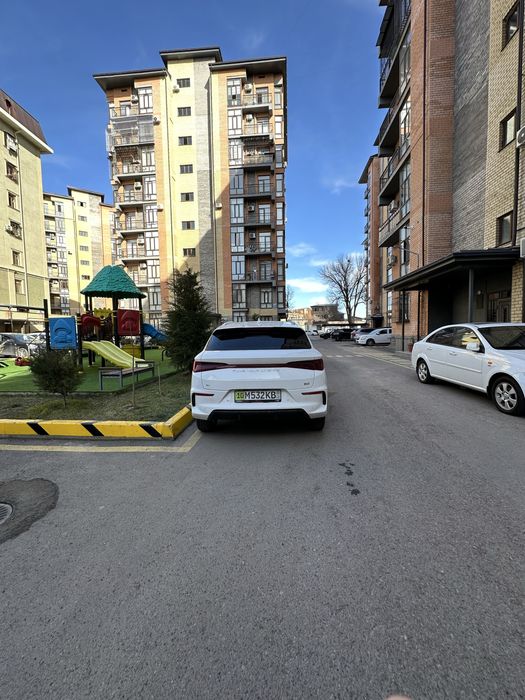 Byd e2luxry 2025 oftsalniy