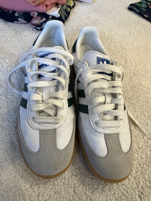 Маратонки adidas 40,2/3