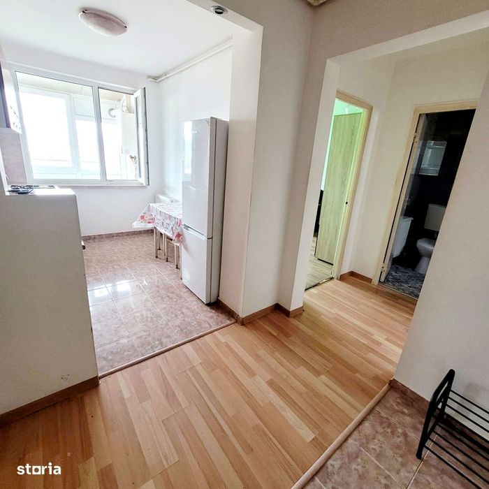 Apartament cu balcon, lift și centrală pe gaz în Sibiu