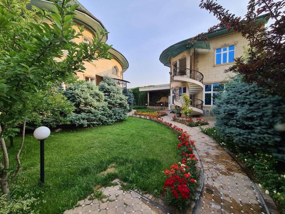 Дом Центр Луначарского 9 соток