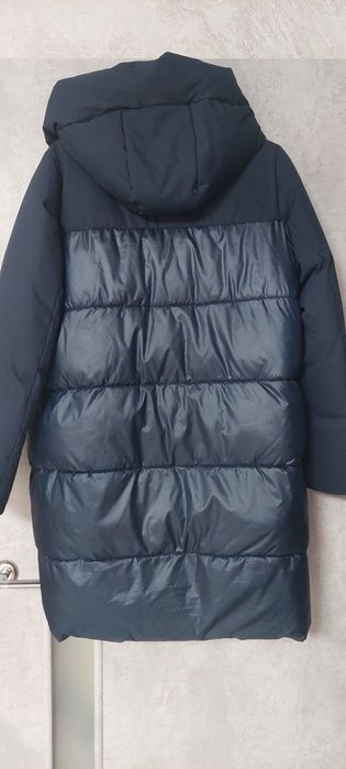 Продам зимнюю куртку