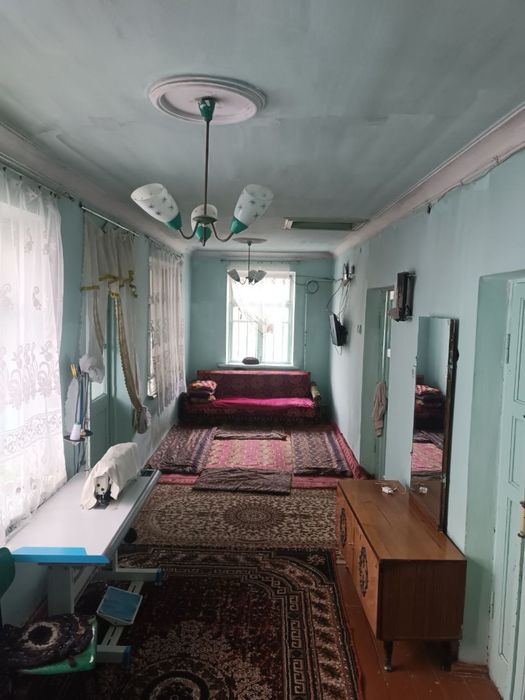 Uy sotiladi yoki domga almashtirish