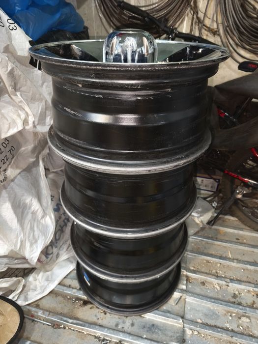 Продам диски УАЗ/Нива R16