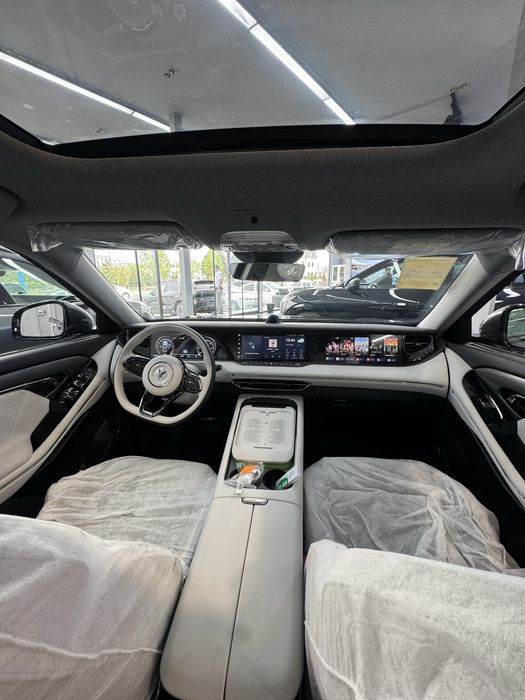 Voyah Free Apollo Tech 318 AWD