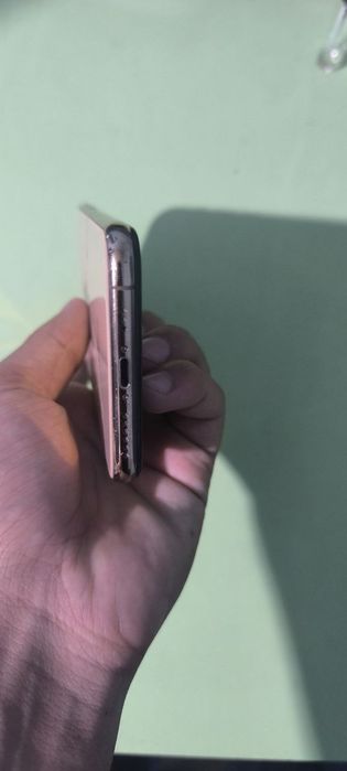 Iphone xs ideal holatda