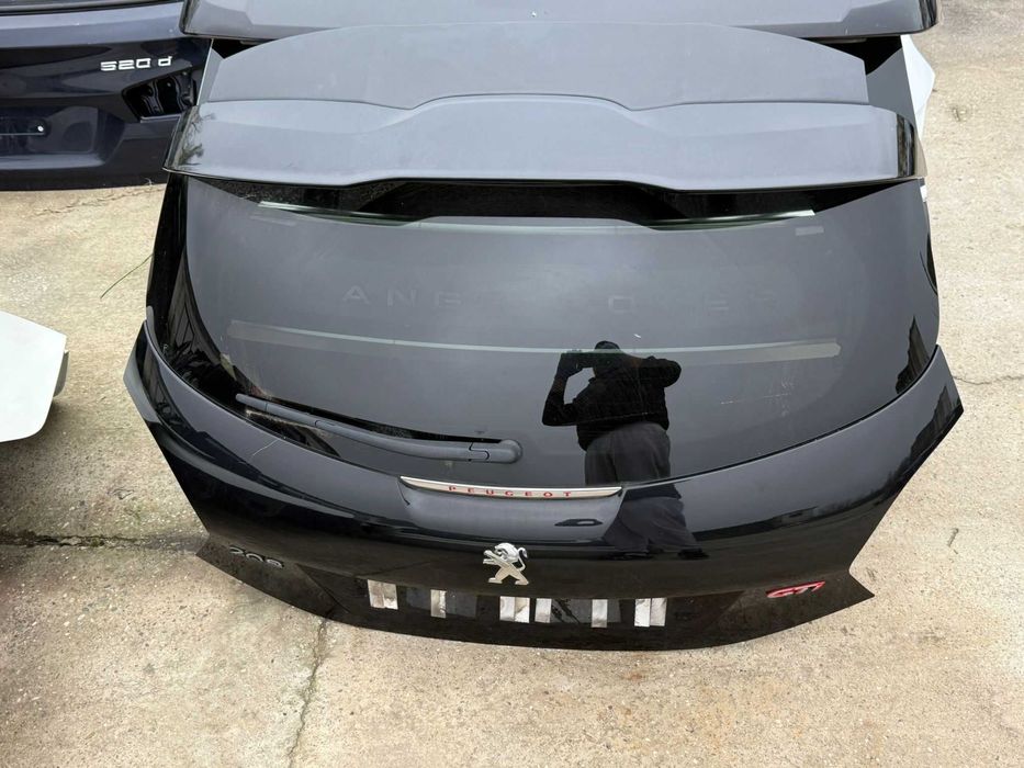Haion portbagaj cu eleron Peugeot 208 GTI facelift coupe in 2 usi
