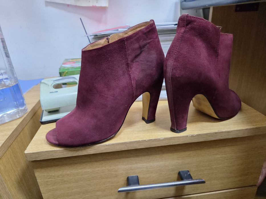 Botine decupate fata