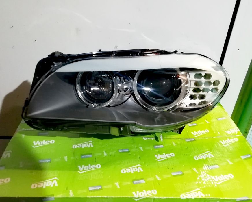 Фар фарове за BMW F10 F11 M5 / БМВ 5 Ф10 Ф11 Dynamic - Xenon.