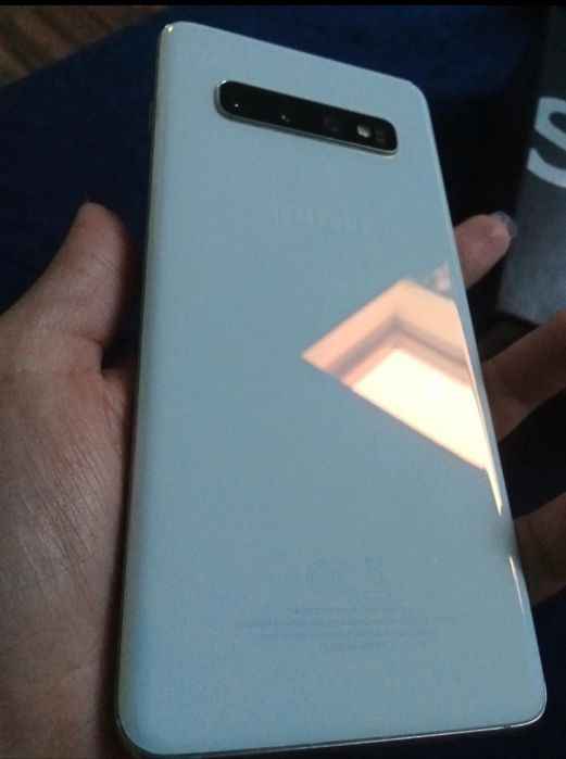 Samsung s10 cu căști