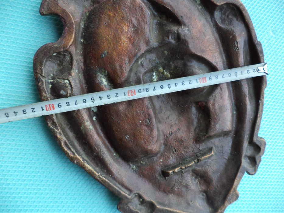 Aplica ornament panoplie veche metal vand - schimb