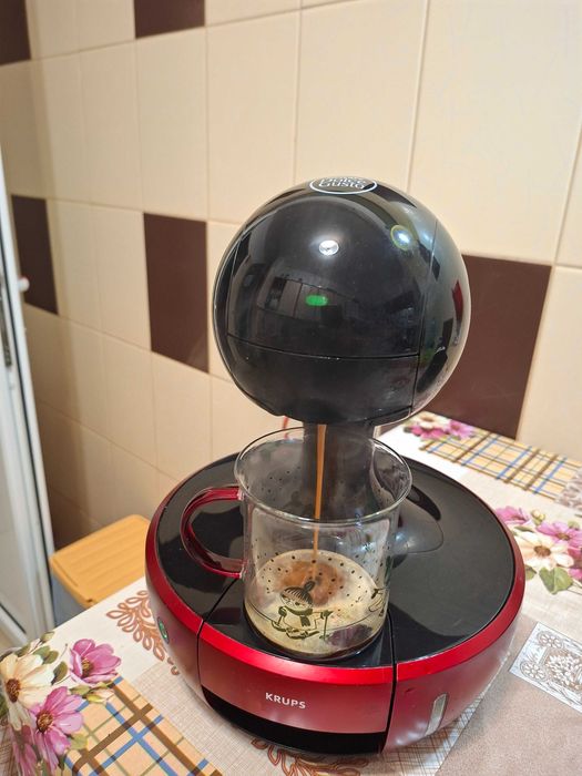 cafetiera capsule, cafea
