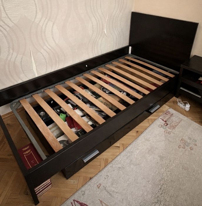 Pat 90x200 (o persoana) impecabil - Mobexpert (Wenghe)