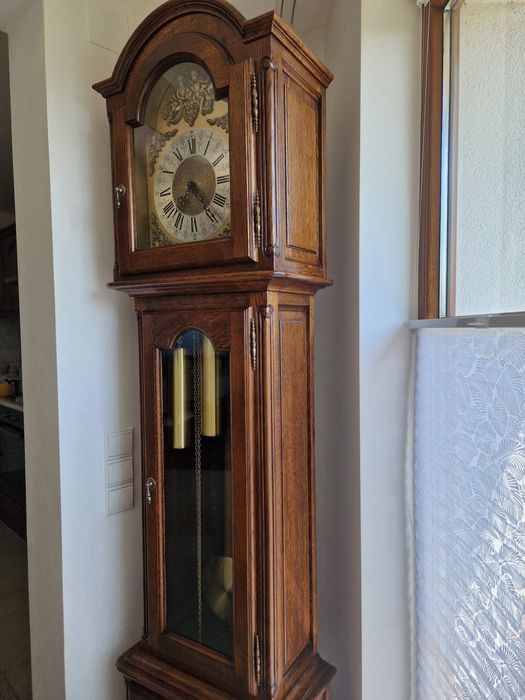 Ceas mecanic cu pendul de podea cu 3 greutati