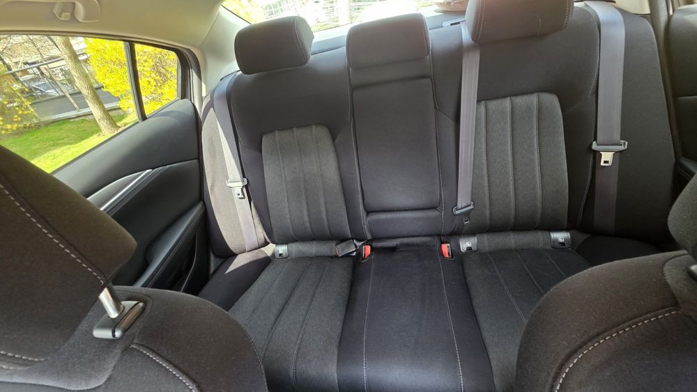 Mazda 6 2. 0 Skyactiv-G бензин, 165 к. с, Закупена и обслужвана само от Mazda- България