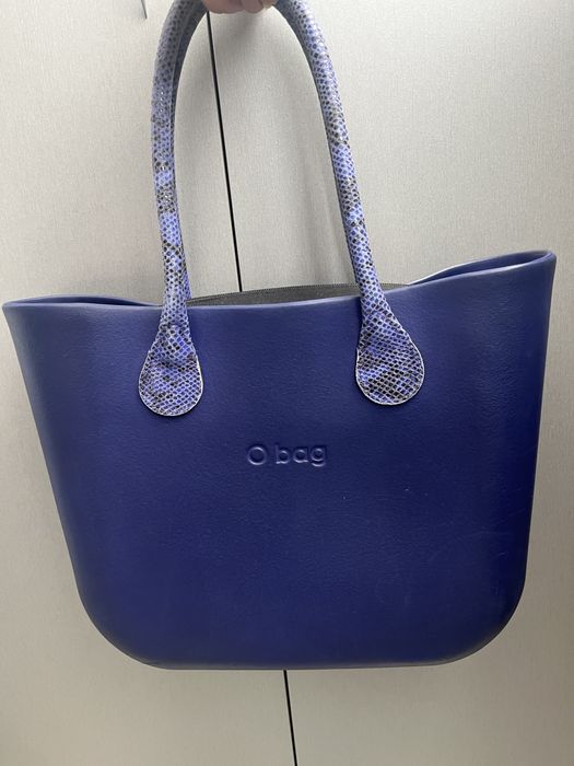 Продавам оригинална дамска чанта Obag