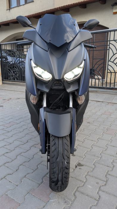 Yamaha X-MAX 400