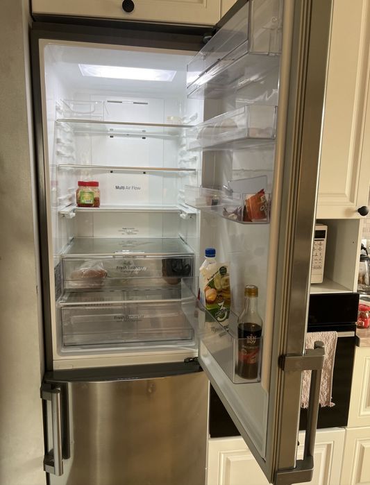 Продам холодильник лдж