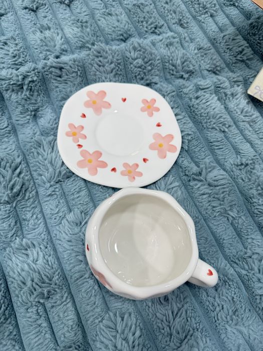 Чашка с тарелкой в упаковке