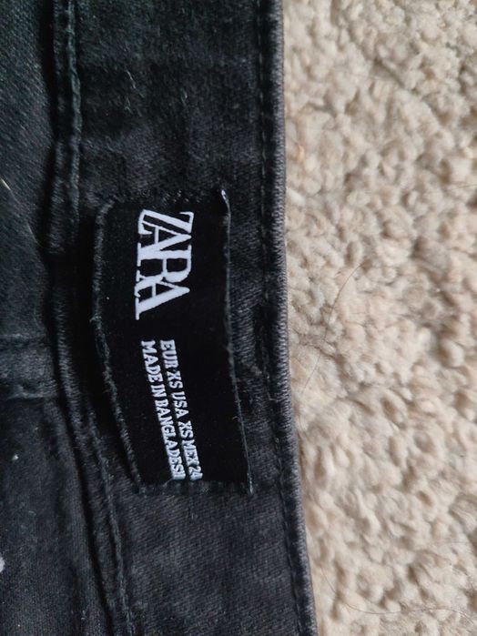 Дамска черна пола Zara