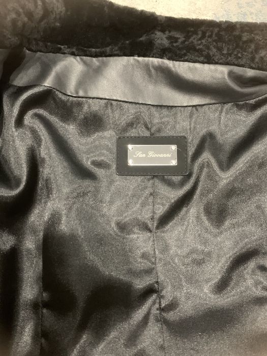 Продам шубу каракуль