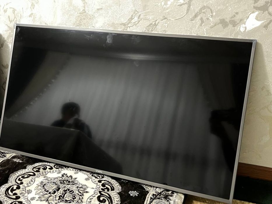 Telivizor sotiladi 40tali