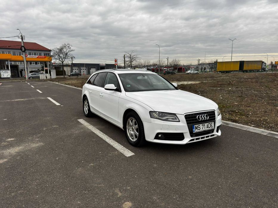Vand Audi A4 B8 Avant 2.0 TDI Automat Alb