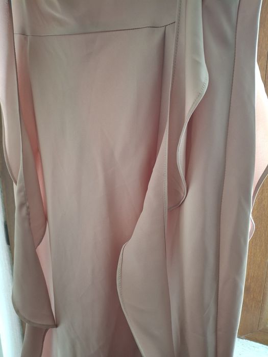 Дълга бледо- розова рокля