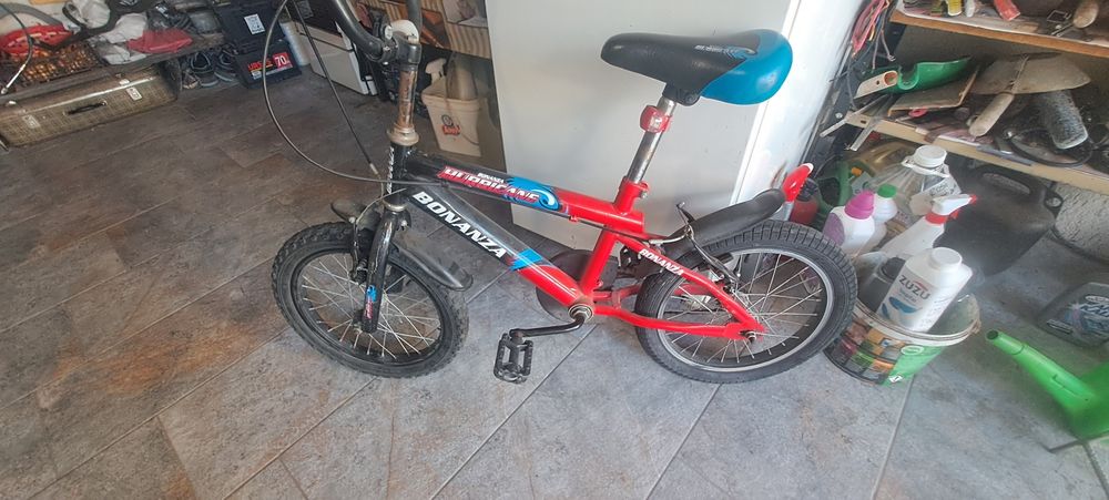 Bicicleta de vânzare