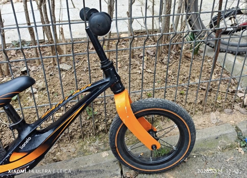 Bicicletă fără pedale Lionelo Bart Air 12” – roți gonflabile, copii 2–5 ani, cadru magneziu