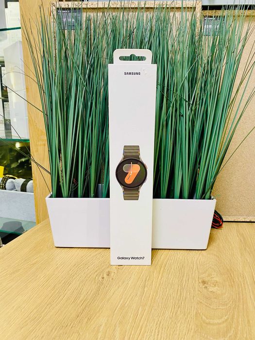 КАТО НОВ !!!  SAMSUNG Galaxy Watch 7 L300 Green 40 MM, GPS, WLAN, ПУЛСОМЕР, SPO2
