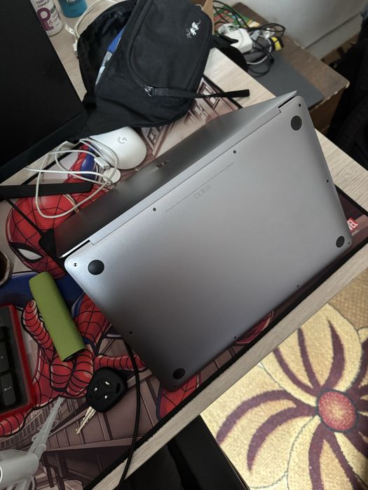 Продам MacBook Air
