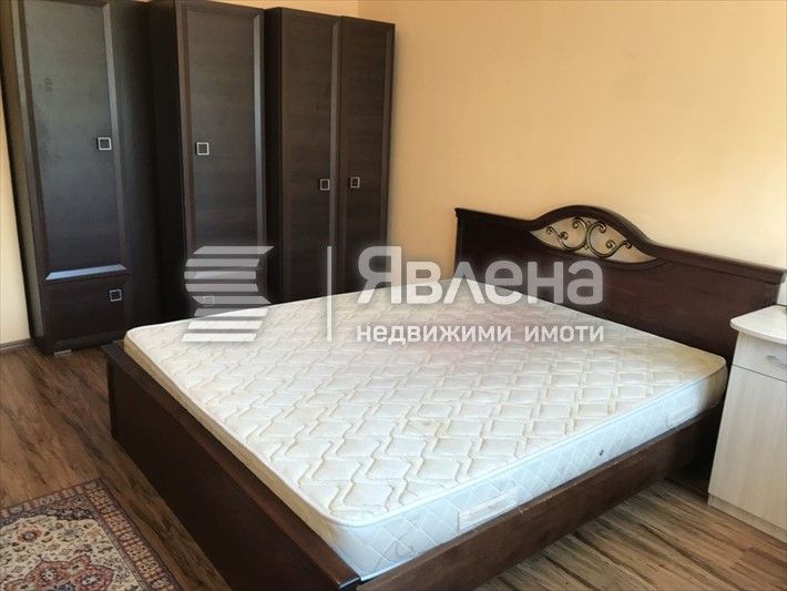 Дава се под наем Тристаен апартамент в Варна, Окръжна болница - 85 кв.м за 715 € - Снимка #10