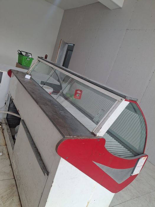 Холодилник витрина