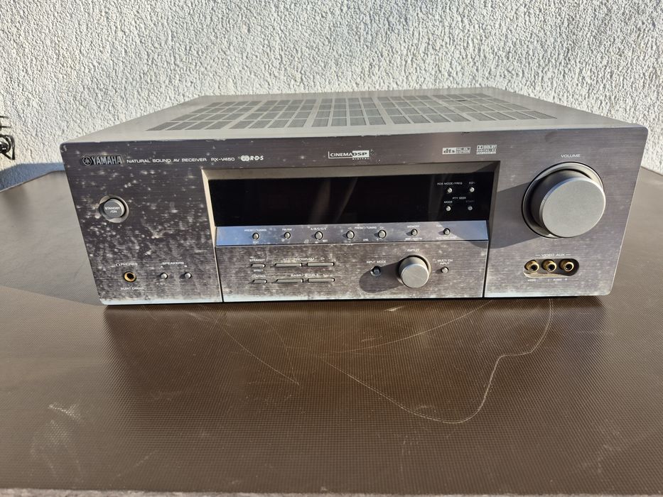 Vând YAMAHA Natural Sound AV RECEIVER RX - V450