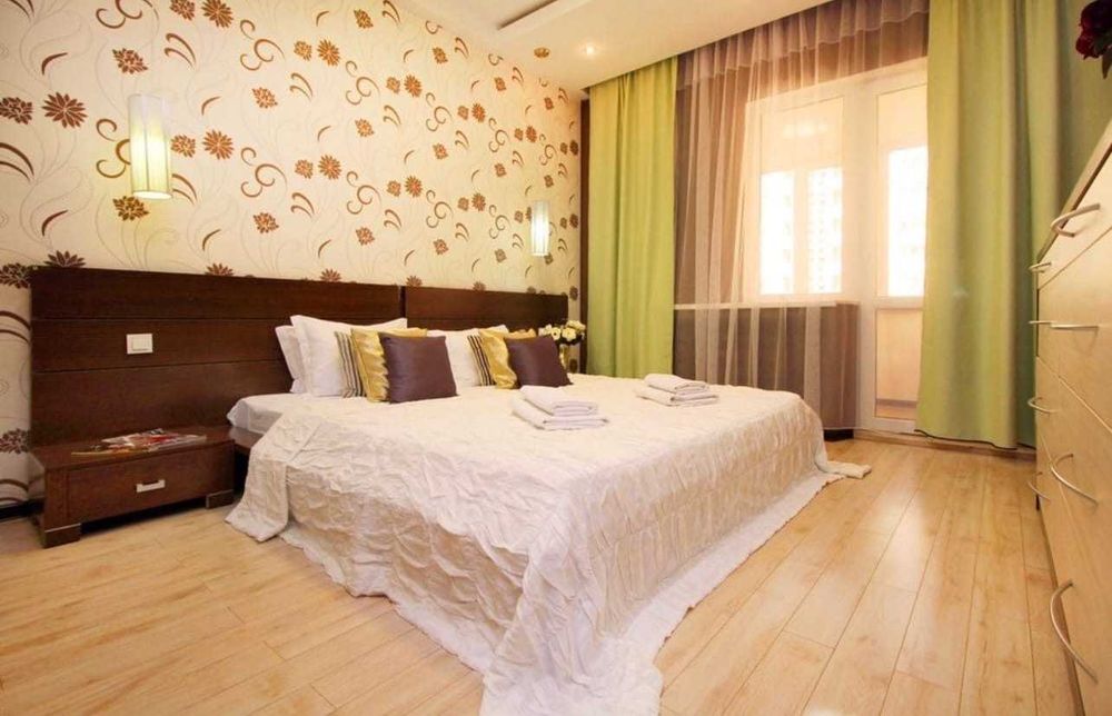 Люкс Квартира посуточно в ЖК Онер на Абая Баумана в центре Алматы