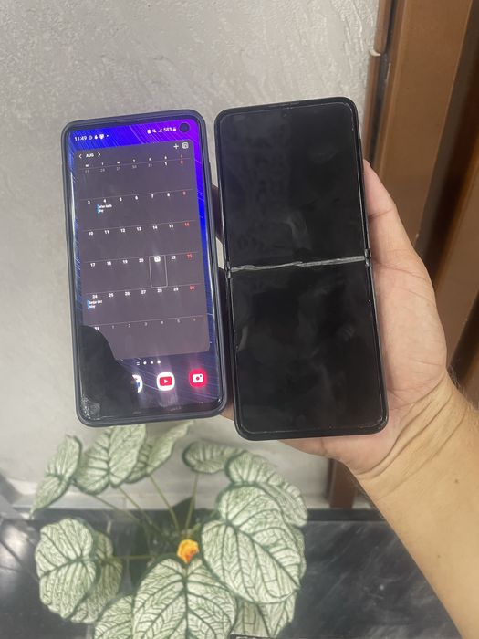 Samsung FLP3 256gb  S10 128gb запчастга