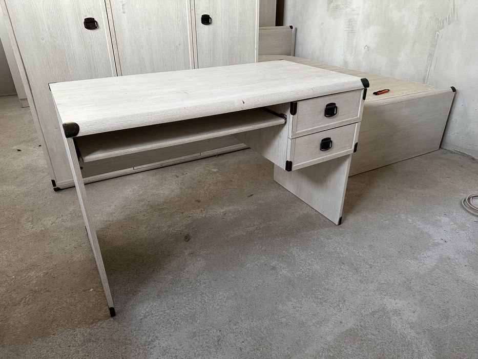 Продаю подросковую мебель