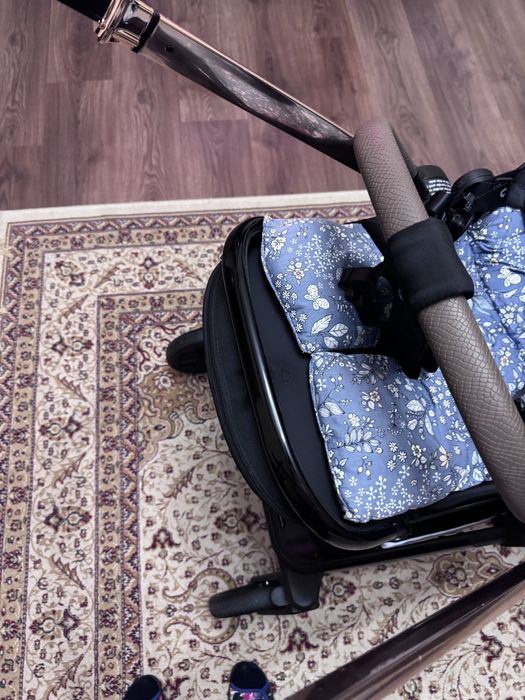 Коляска kidilo в идеальном состоянии