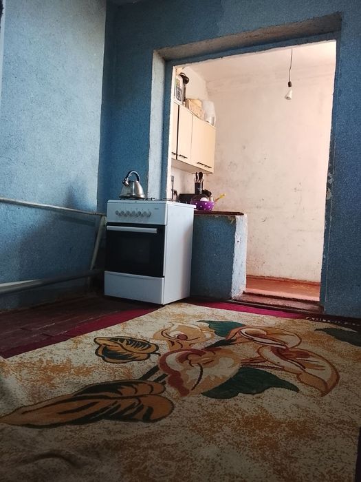 Oʻrtachirchiq tumani Qorasuv tumani Tinchlik MFYda kvartira sotiladi