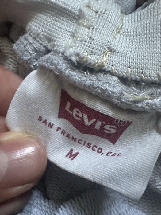 Levi’s joggers M