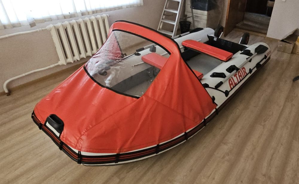 Продам лодку ПВХ Altair Sirius-335