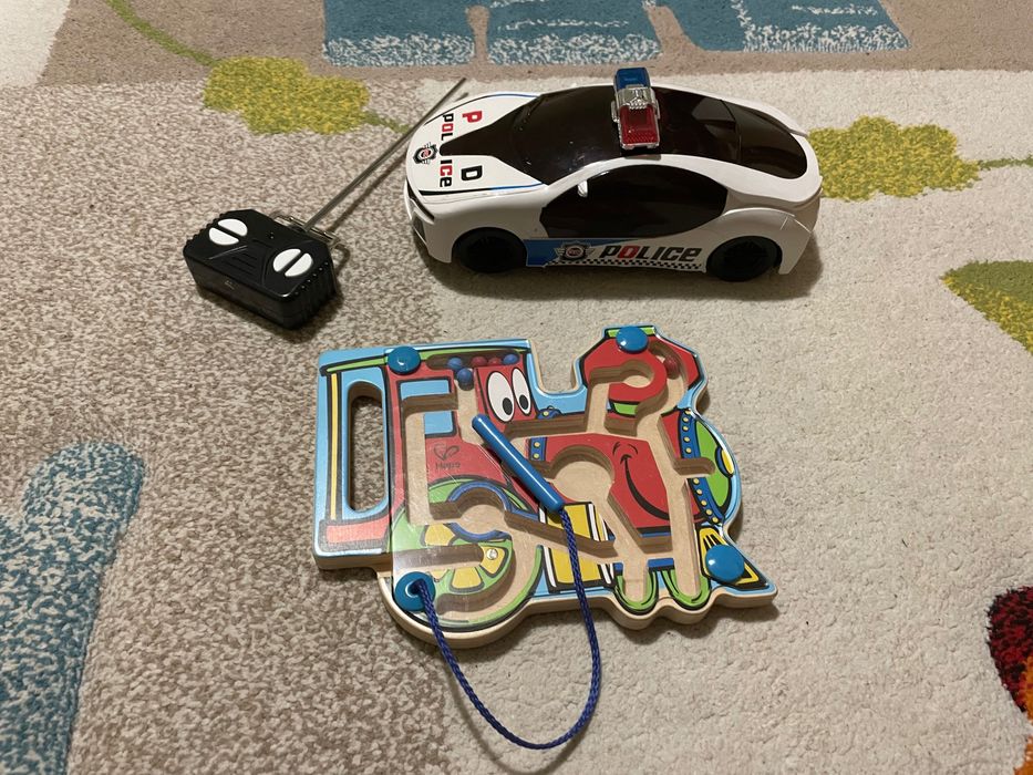 Детски играчки и интерактивни игри/ пъзели