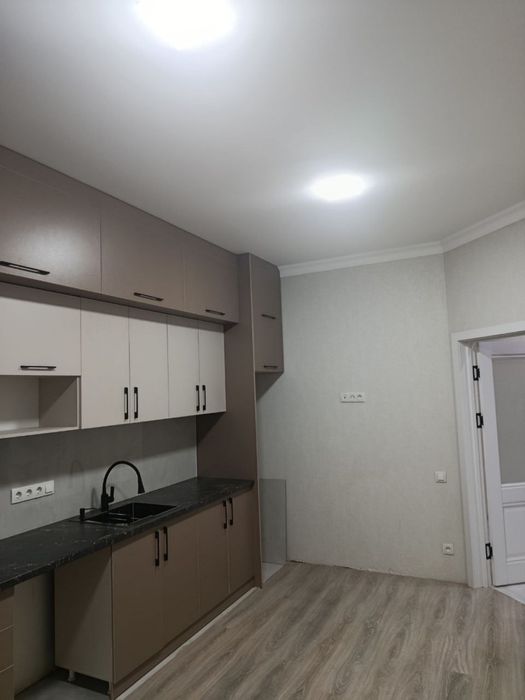 Sergeli Sogdiyona mahalla 3 hona 95kv