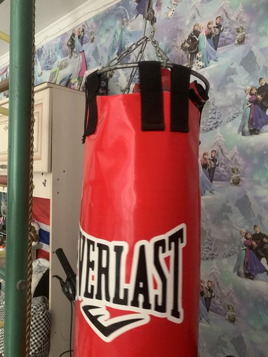 продам спортивную стенку (турник)