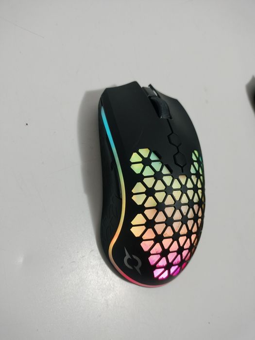 Vând 2 mouse-uri aqirys polaris wireless negre