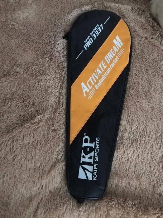 Ракетка для бадминтона