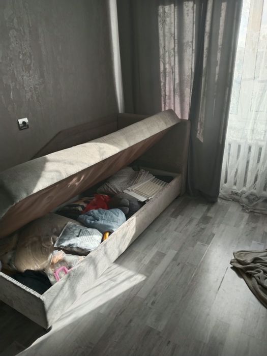 Продам кровать  односпальную